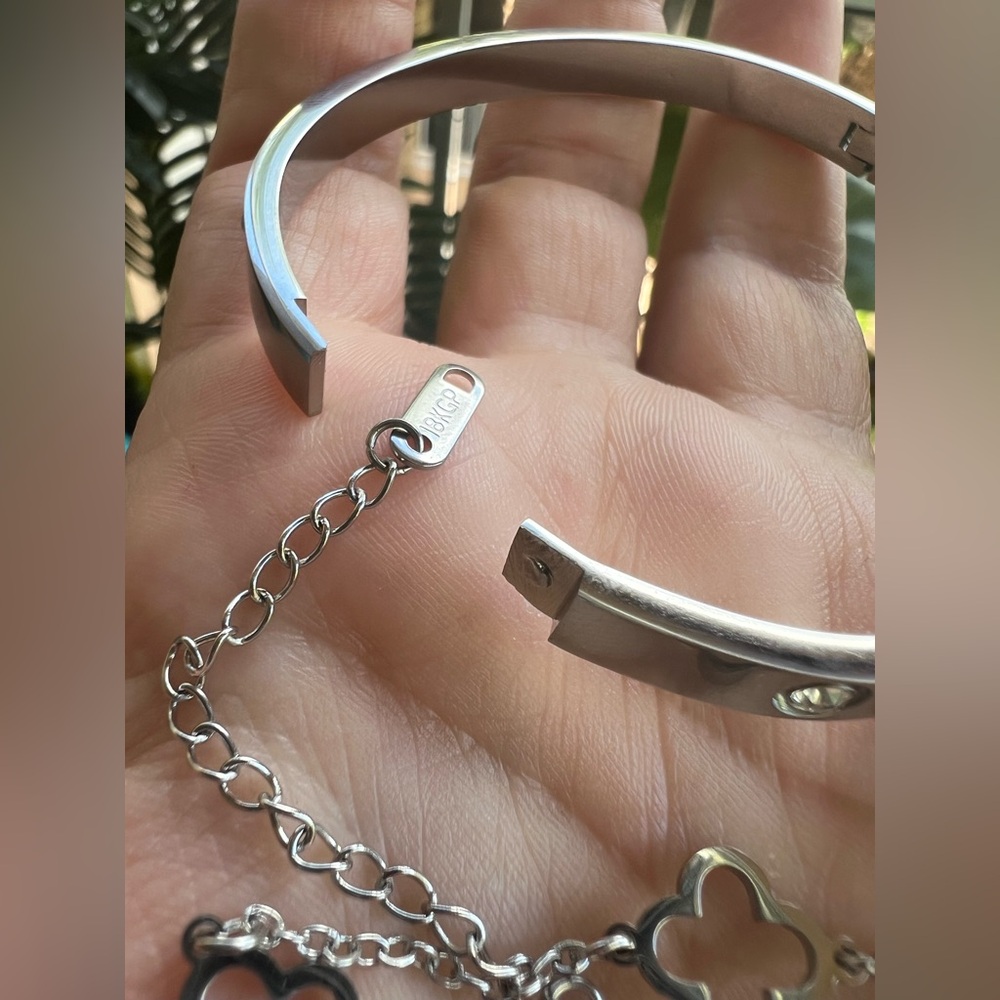 Bracelet Set - Picture 9 of 10